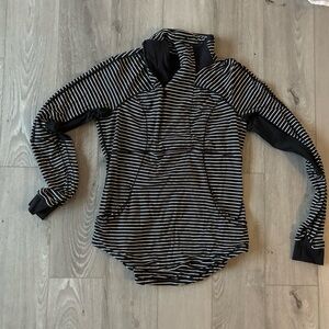 Lululemon Base Runner Half Zip Striped Black & White Long Sleeve Top
